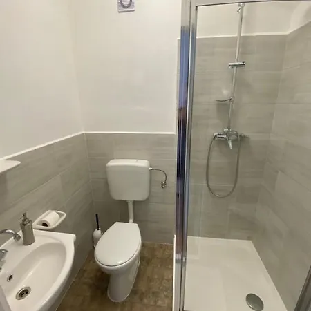 Panda Vendegszallas Gasthof 3*